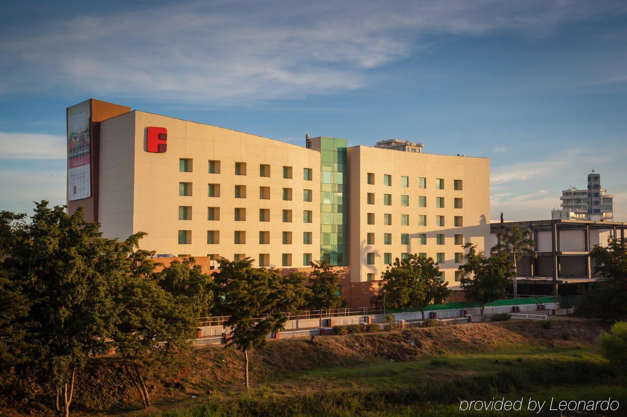 Fiesta Inn Culiacán Zewnętrze zdjęcie