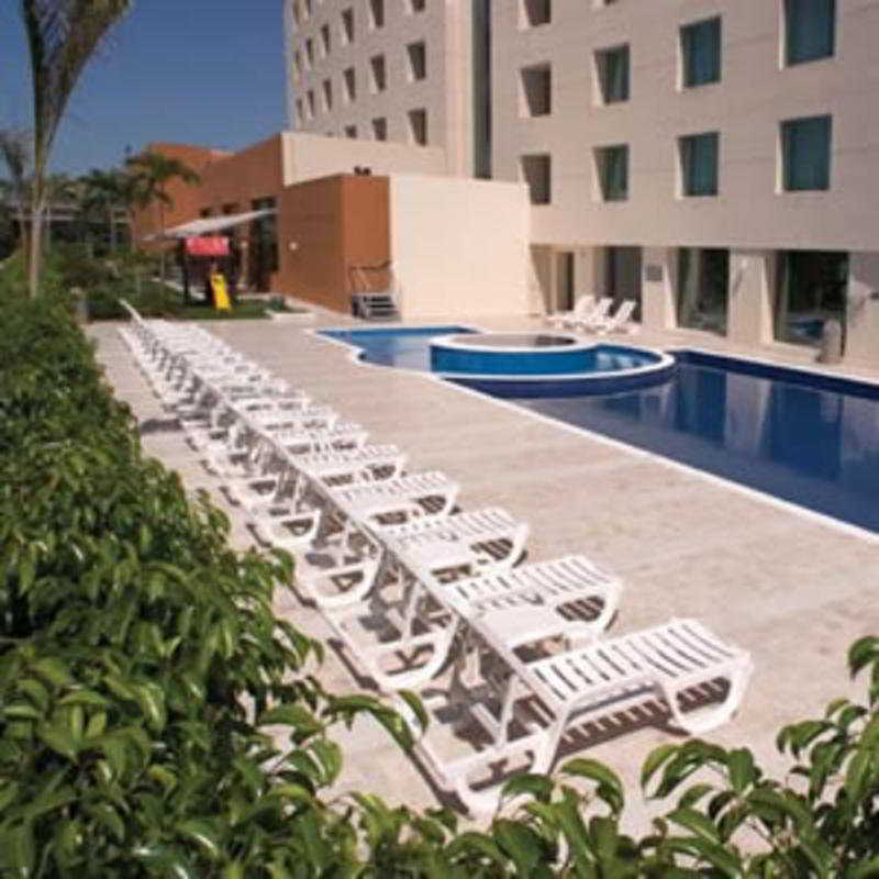 Fiesta Inn Culiacán Zewnętrze zdjęcie