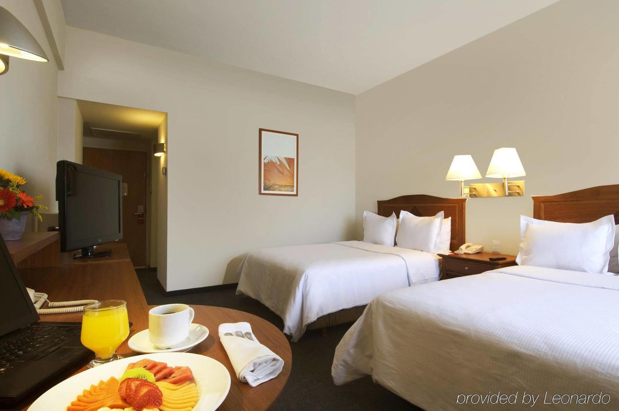 Fiesta Inn Culiacán Zewnętrze zdjęcie
